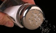 El abuso de sal podría aumentar el riesgo de enfermedades autoinmunes